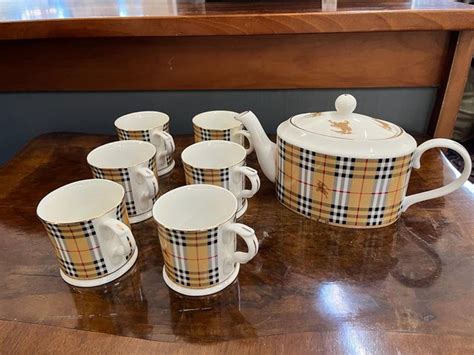 burberry cups